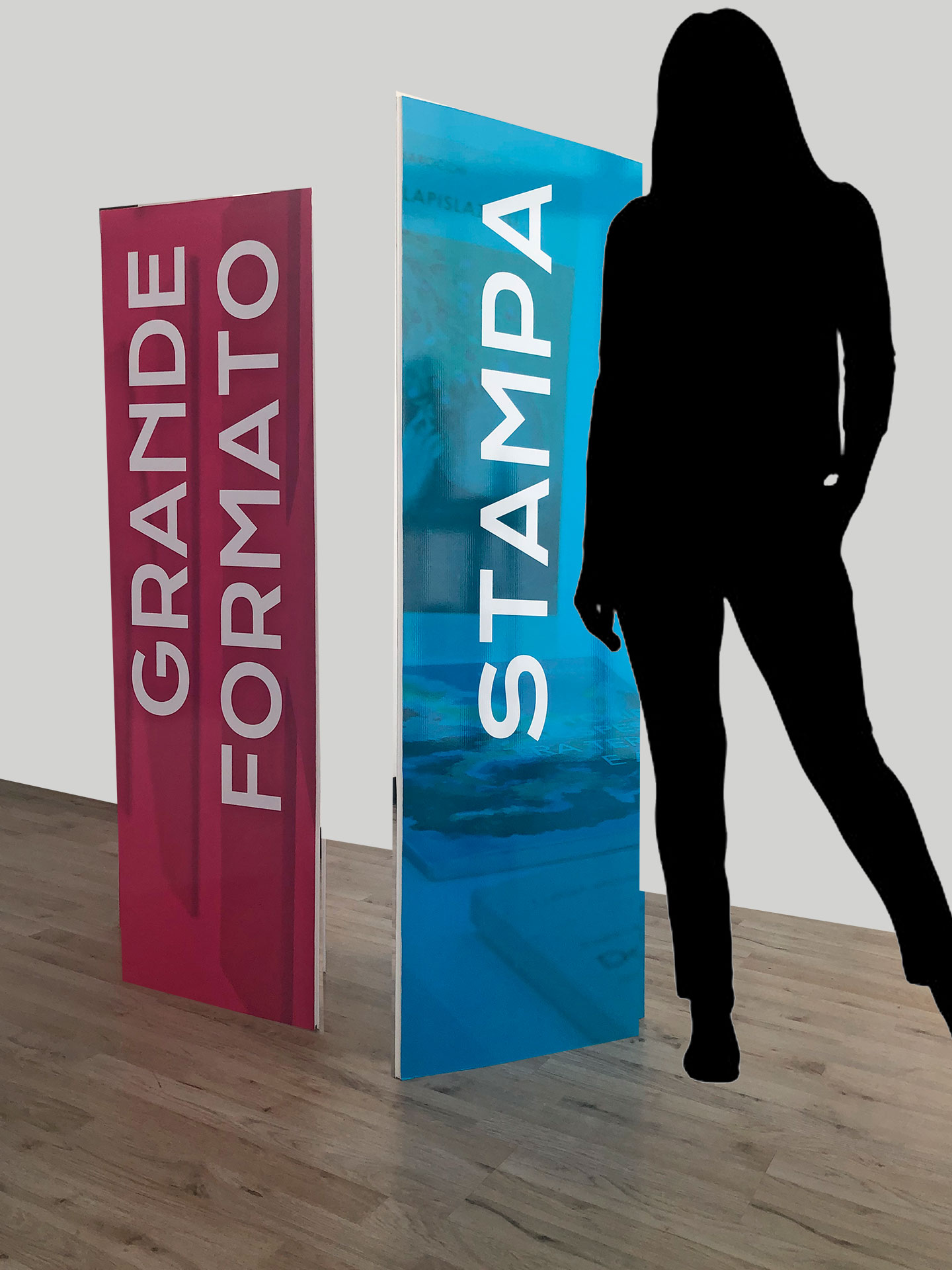 totem-trifacciale totem trifacciale promozionale